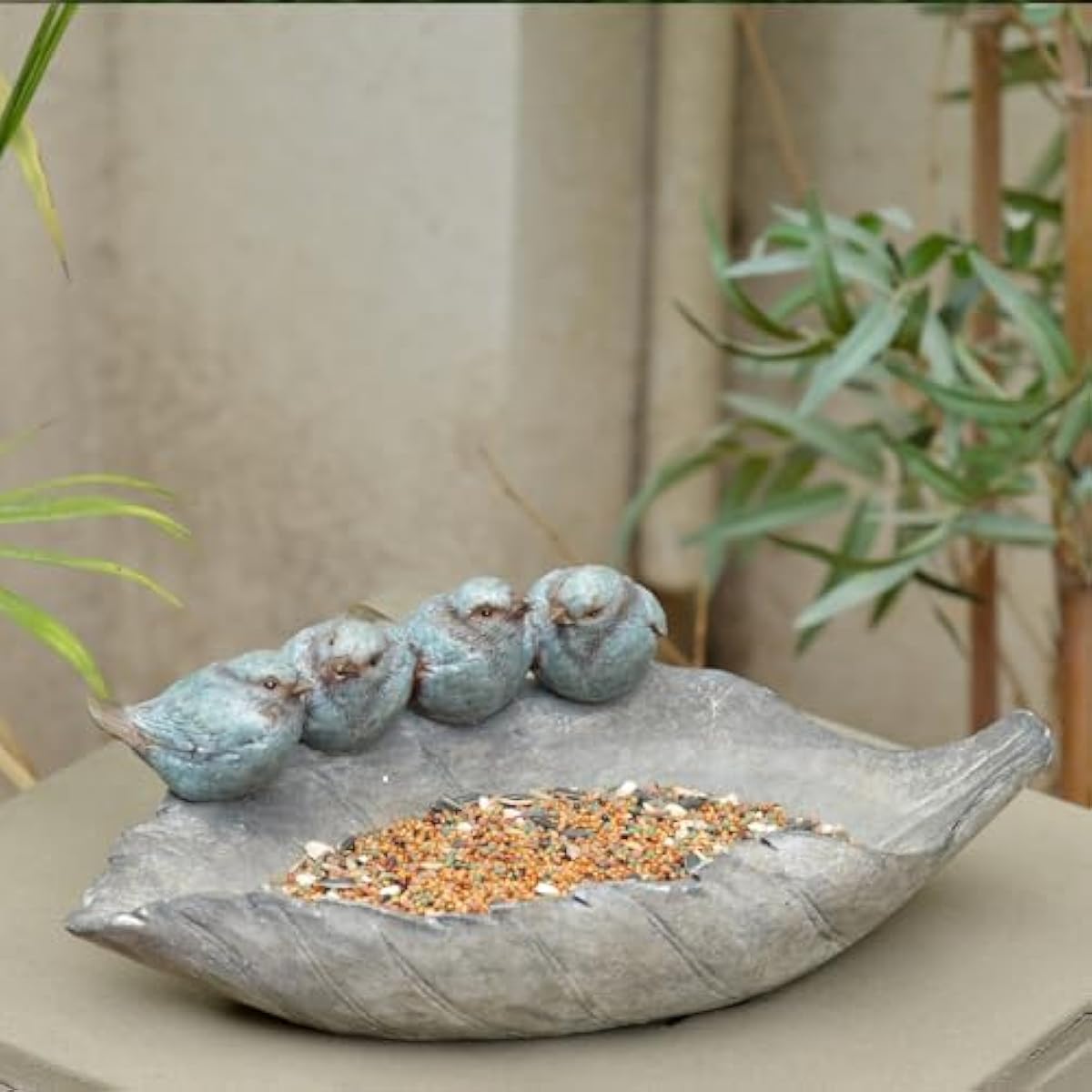 Bird-Feeder Wild Bird-Bath Bowl Outdoors - Garden Decor Polyresin Birds on Leaf 12.4 * 7.5 * 4.1 Inch-Newman House Studio