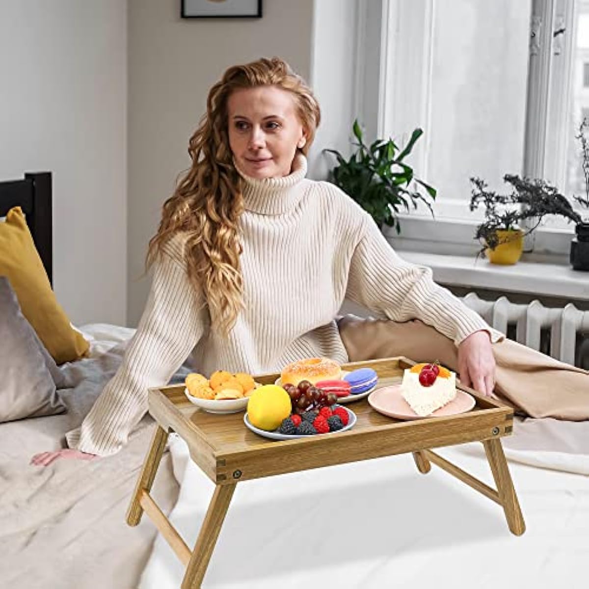 VaeFae Acacia Bed Table Tray, Wooden Breakfast Tray with Folding Legs, Bed Tray for Eating and Laptop, Eating Trays for Bedroom