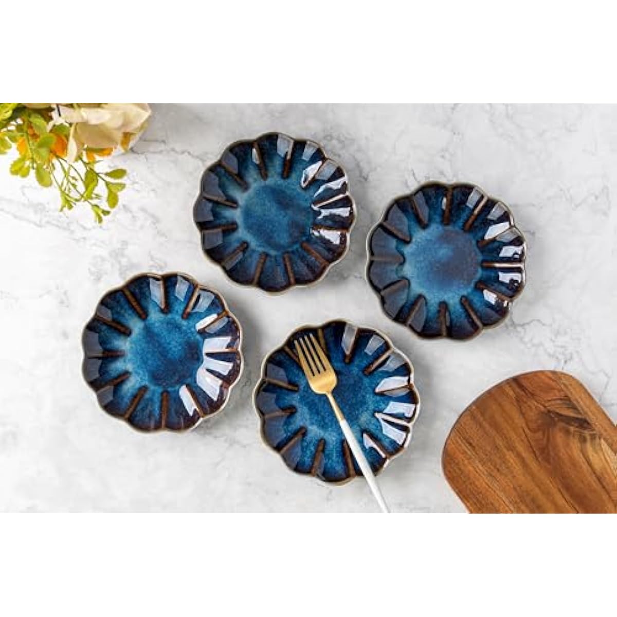 Small Dessert Plates Set of 4,Ceramic Dinner Plates 5.7 Inch for Appetizer, Fruits, Cake, Salad,Microwave Safe,Christmas Gift,Flambe Blue
