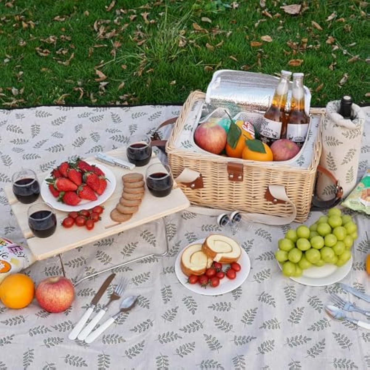 HappyPicnic Picnic Basket for 4, Handmade Wicker Picnic Set with Folding Table and Waterproof Blanket, Large Insulated Picnic Basket with Wine Bag & Cutlery Kit for Picnic, Camping, Holidays (Leaf)