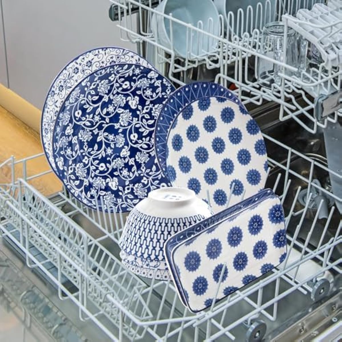 Ceramic Salad Plates Set - 8.5 Inch Small Round Dessert Dishes for Kitchen Dinner Pasta Appetizer Sandwich - Scratch Resistant Porcelain Microwave Oven Dishwasher Safe - Set of 6 - Vintage Blue